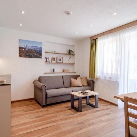 Alpen Gasthof Apartments Hohe Burg 堤林斯 外观 照片