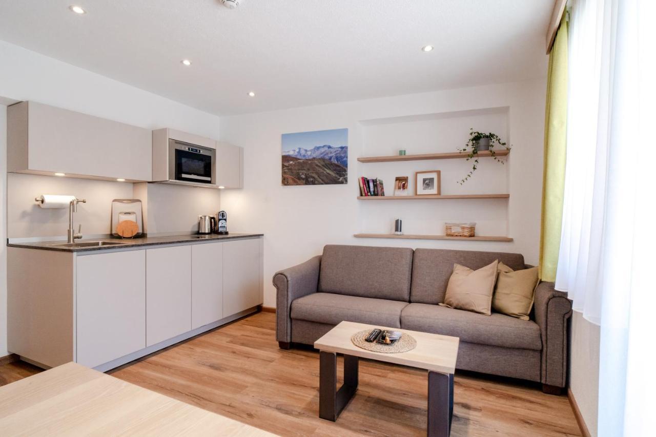 Alpen Gasthof Apartments Hohe Burg 堤林斯 外观 照片