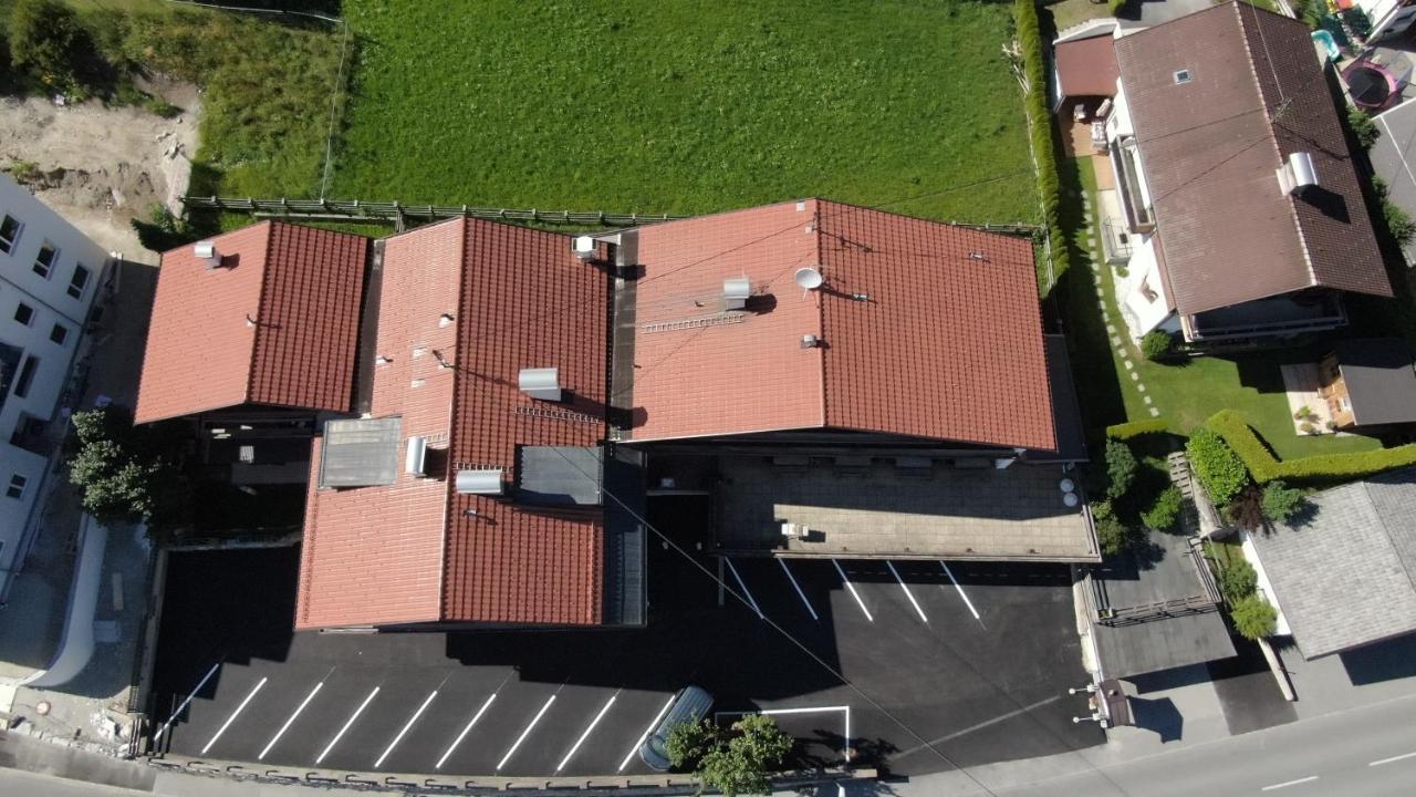 Alpen Gasthof Apartments Hohe Burg 堤林斯 外观 照片